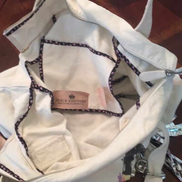 NEW! Juicy couture zipper tote/hobo with keychain - Picture 3 of 4